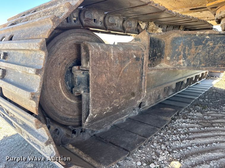 image for item FB7214 2000 Caterpillar 330BL excavator
