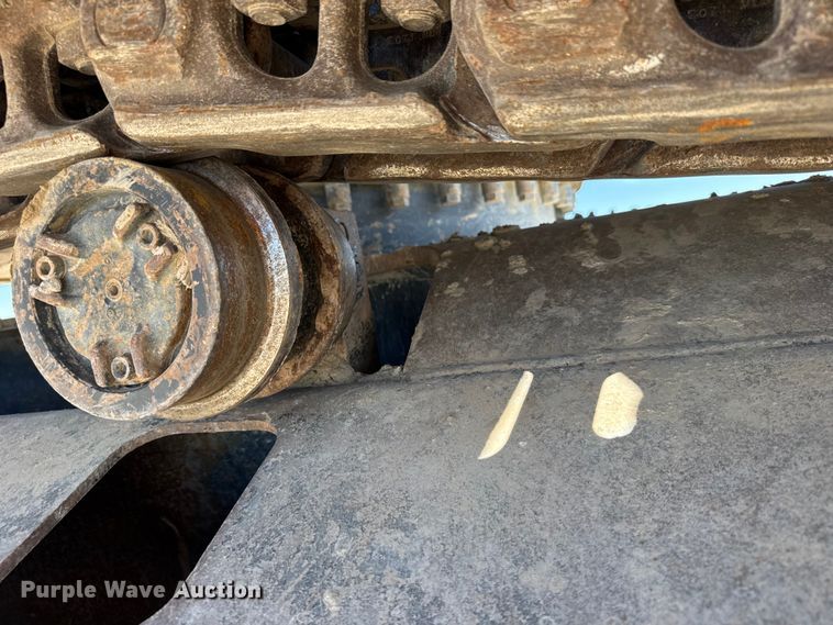 image for item FB7214 2000 Caterpillar 330BL excavator