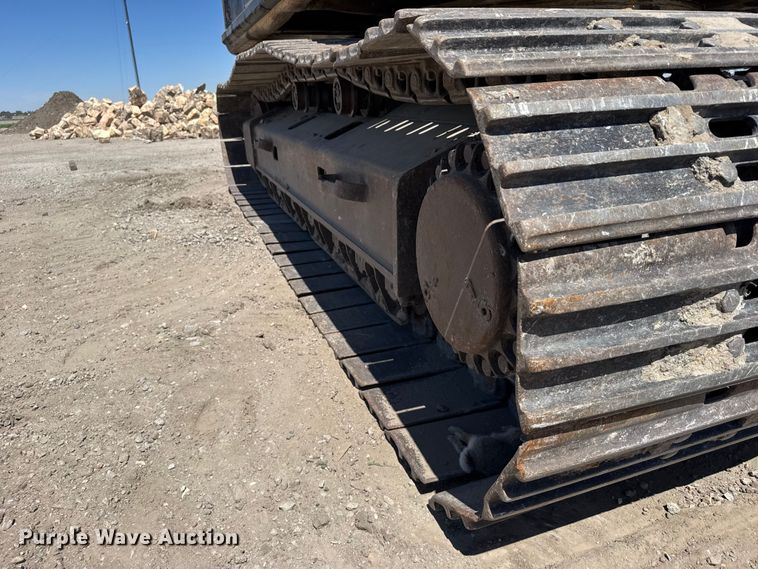 image for item FB7214 2000 Caterpillar 330BL excavator