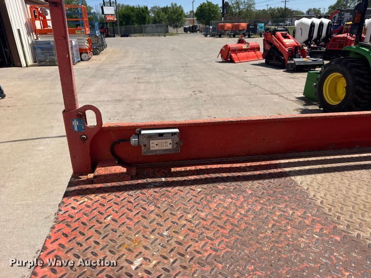 image for item FB7242 2014 Skyjack SJIII 3219 scissor lift