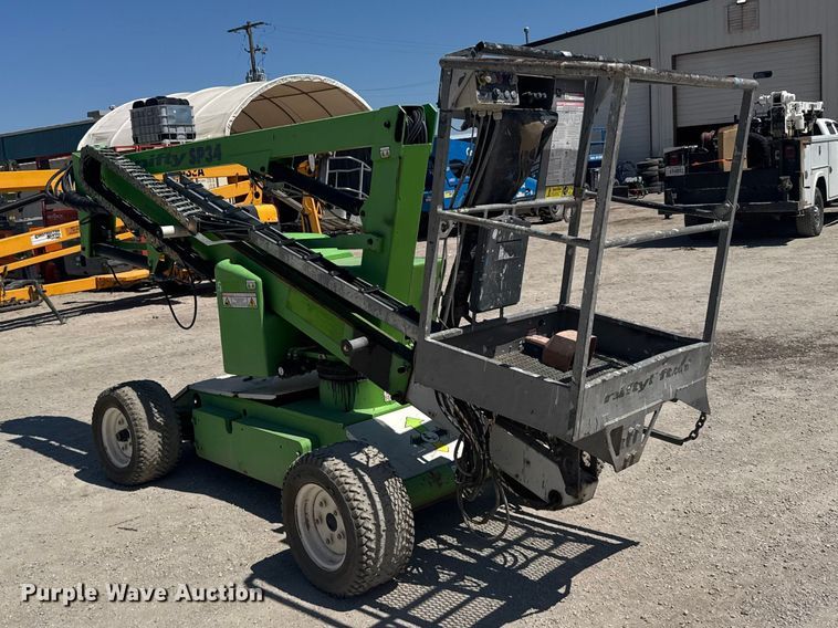 image for item FB7243 Nifty SP34 boom lift