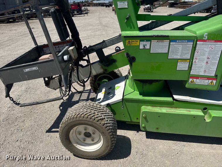image for item FB7243 Nifty SP34 boom lift