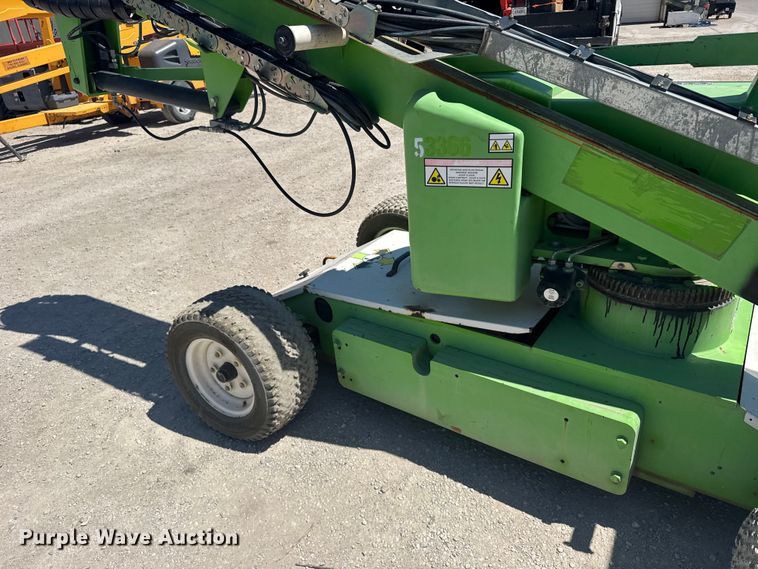 image for item FB7243 Nifty SP34 boom lift