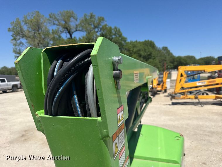 image for item FB7243 Nifty SP34 boom lift