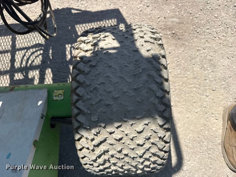 image for item FB7243 Nifty SP34 boom lift