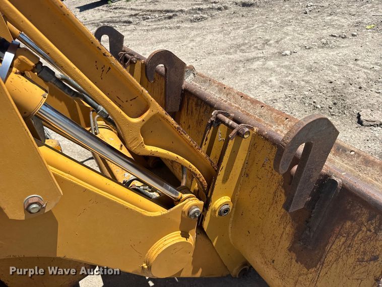 image for item FB7247 1999 Case 580L backhoe