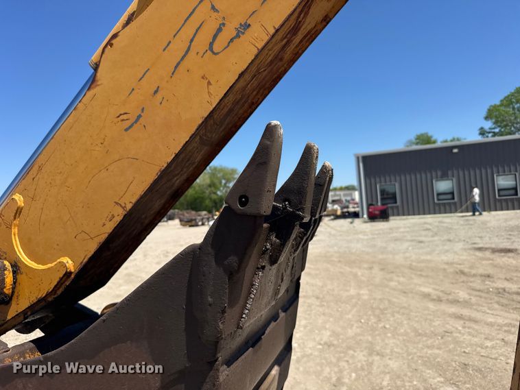 image for item FB7247 1999 Case 580L backhoe