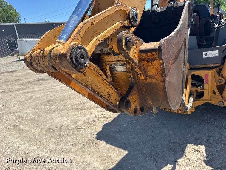 image for item FB7247 1999 Case 580L backhoe