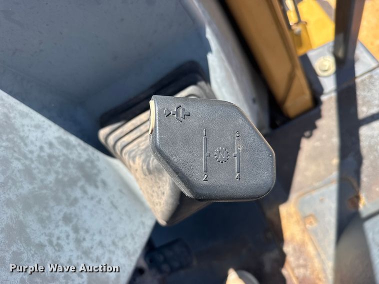 image for item FB7247 1999 Case 580L backhoe
