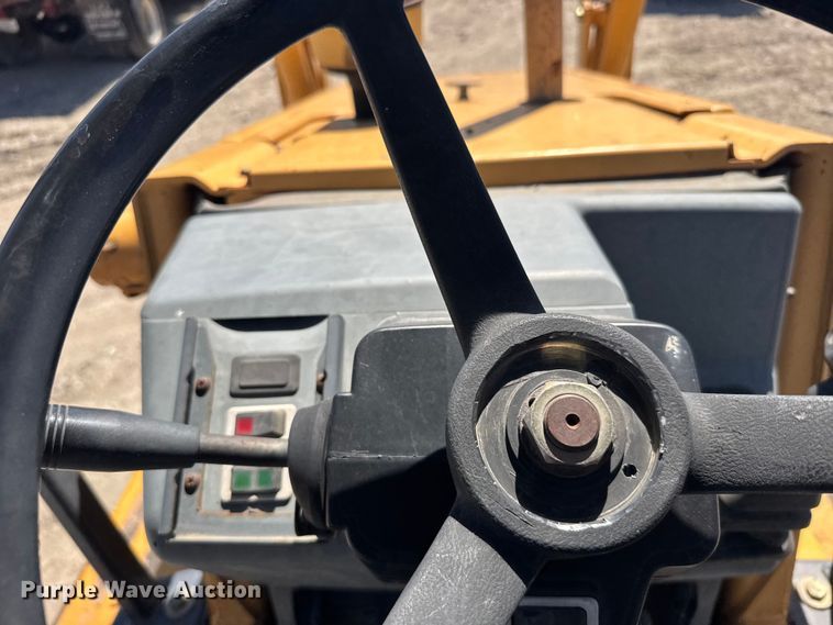 image for item FB7247 1999 Case 580L backhoe