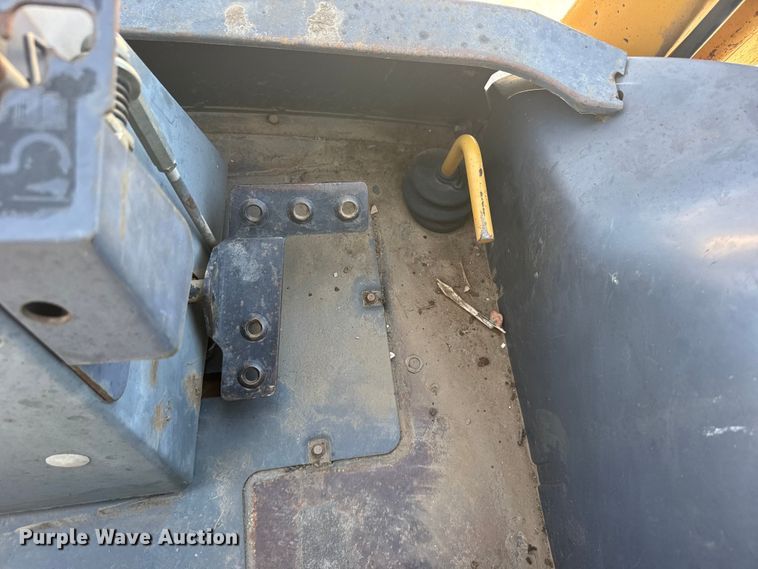 image for item FB7247 1999 Case 580L backhoe
