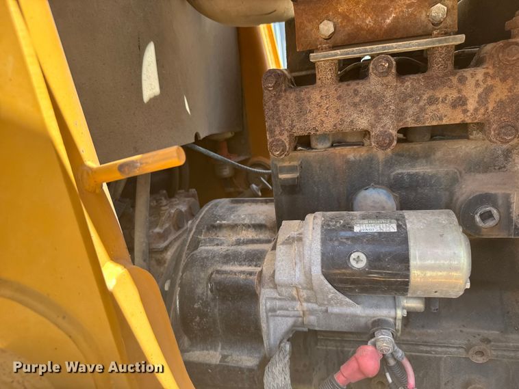 image for item FB7247 1999 Case 580L backhoe