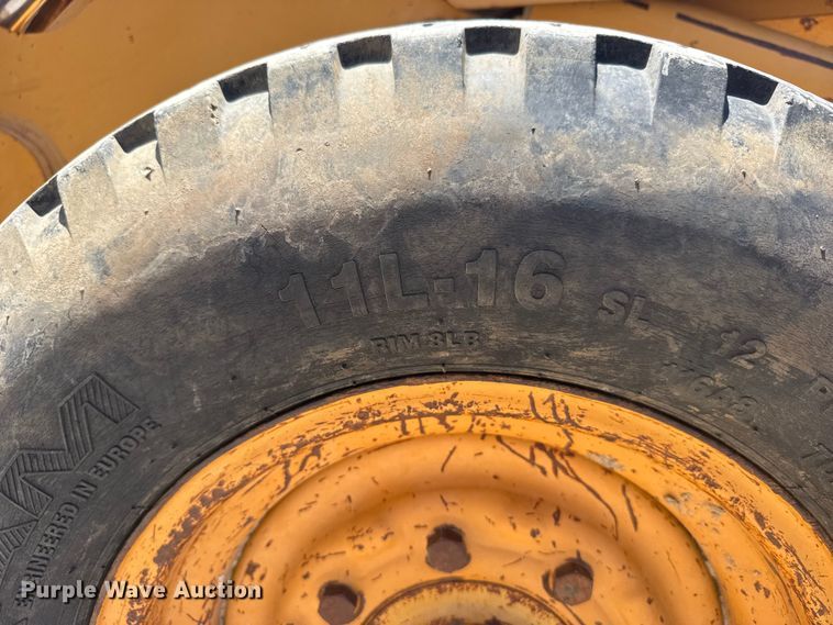 image for item FB7247 1999 Case 580L backhoe