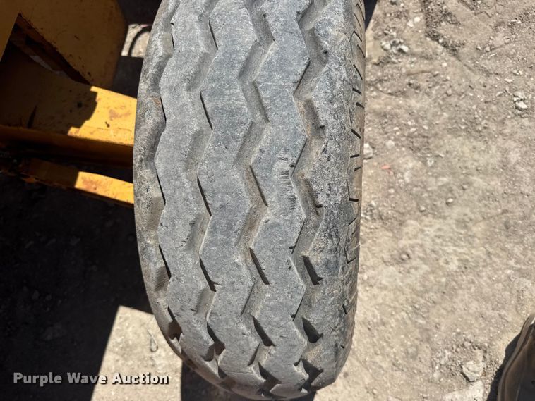 image for item FB7247 1999 Case 580L backhoe