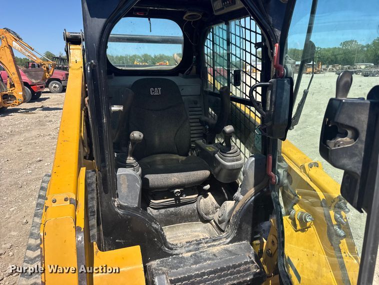 image for item FB7248 2015 Caterpillar 259D tracked skid steer loader