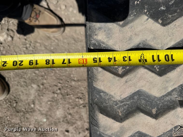 image for item FB7248 2015 Caterpillar 259D tracked skid steer loader