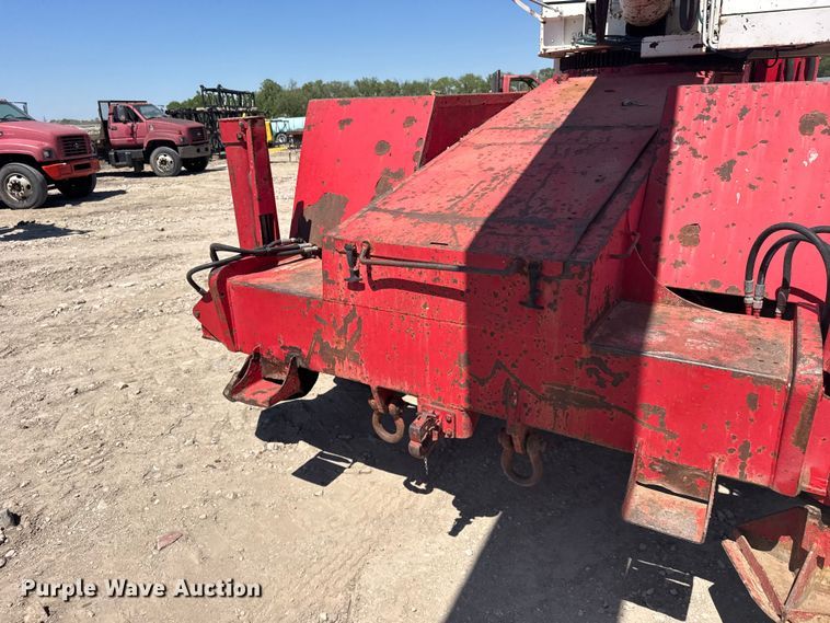 image for item FB7249 FMC HSP-8018 crane