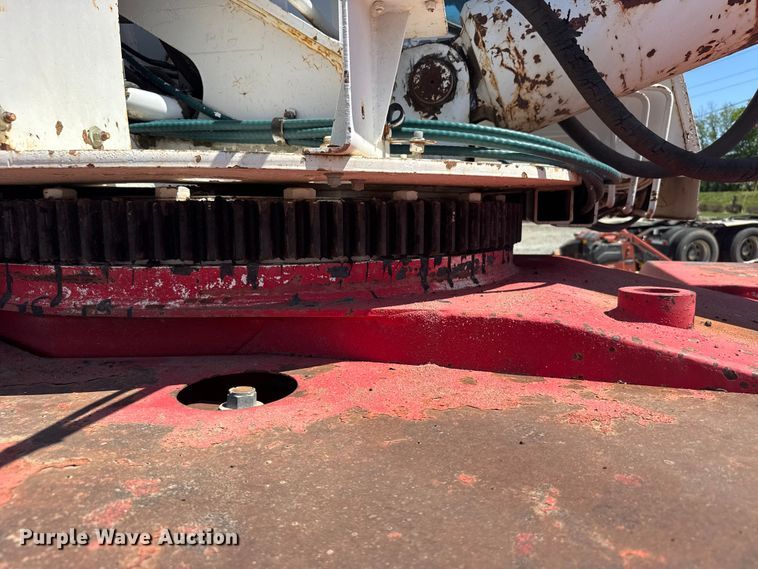 image for item FB7249 FMC HSP-8018 crane