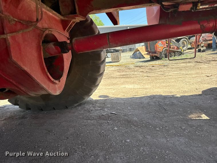 image for item FB7249 FMC HSP-8018 crane