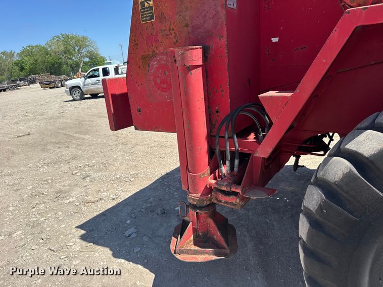 image for item FB7249 FMC HSP-8018 crane