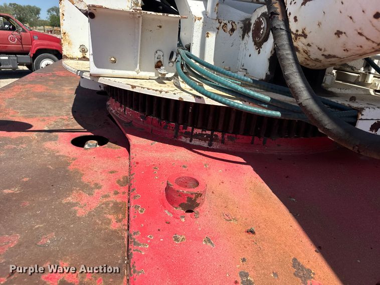 image for item FB7249 FMC HSP-8018 crane