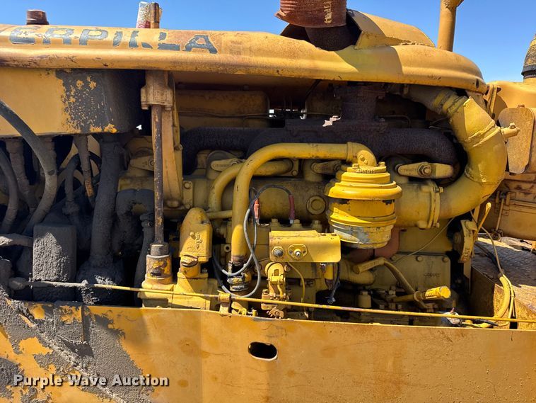 image for item FB7260 Caterpillar D7 dozer