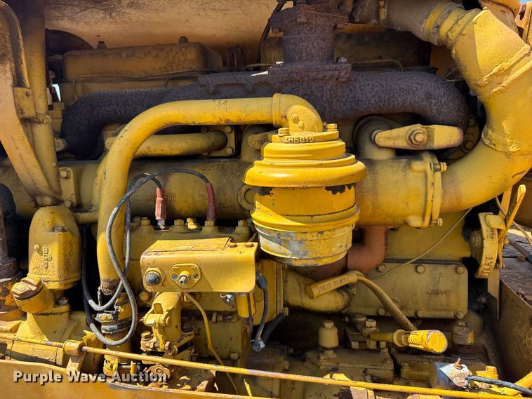 image for item FB7260 Caterpillar D7 dozer