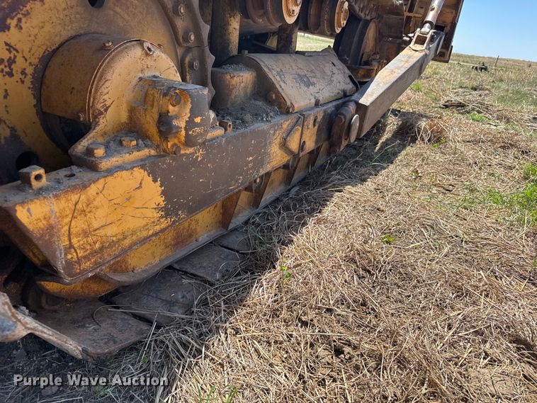 image for item FB7260 Caterpillar D7 dozer