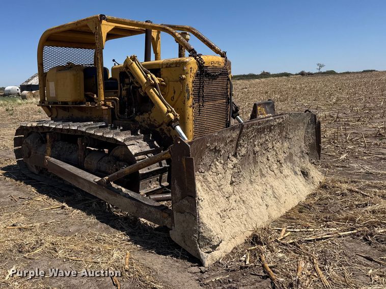 image for item FB7261 1965 Caterpillar D7E dozer