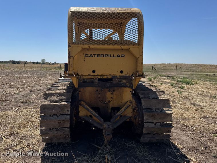 image for item FB7261 1965 Caterpillar D7E dozer