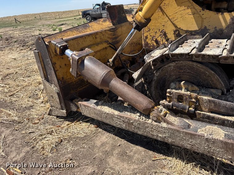 image for item FB7261 1965 Caterpillar D7E dozer