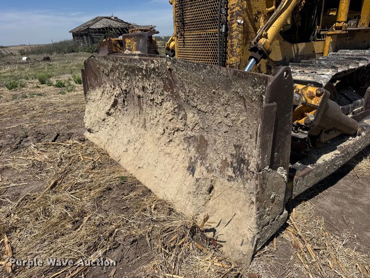 image for item FB7261 1965 Caterpillar D7E dozer