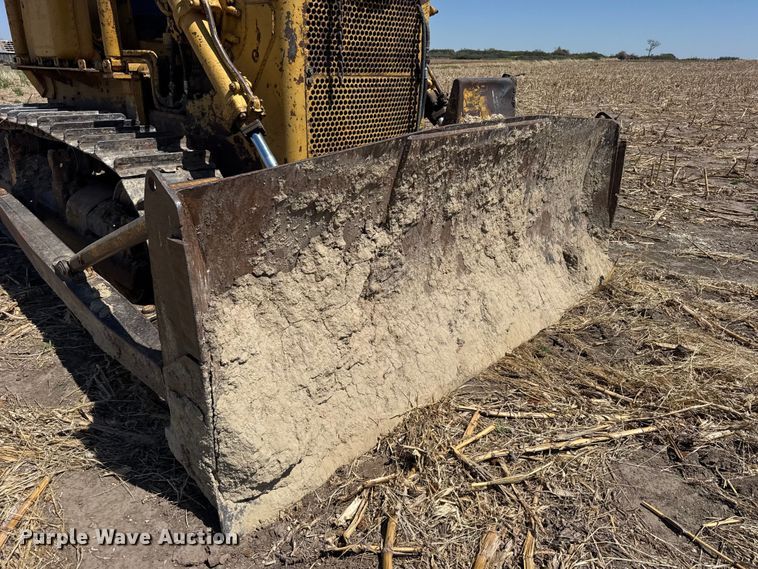 image for item FB7261 1965 Caterpillar D7E dozer