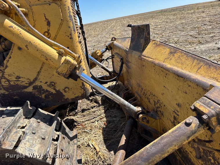 image for item FB7261 1965 Caterpillar D7E dozer