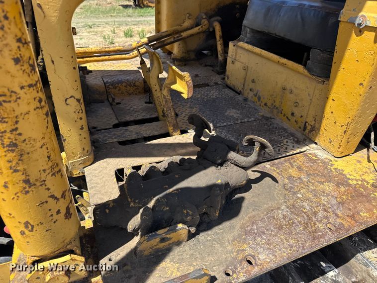 image for item FB7261 1965 Caterpillar D7E dozer