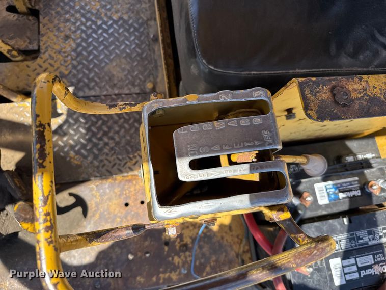 image for item FB7261 1965 Caterpillar D7E dozer