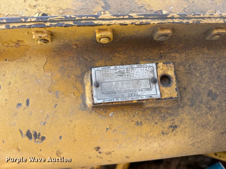 image for item FB7261 1965 Caterpillar D7E dozer