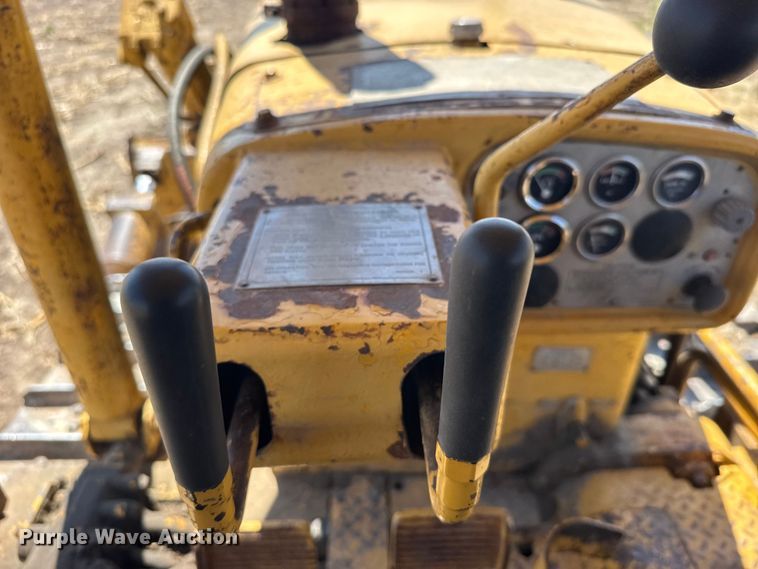 image for item FB7261 1965 Caterpillar D7E dozer