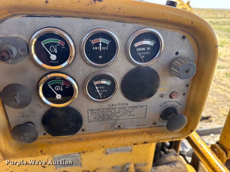 image for item FB7261 1965 Caterpillar D7E dozer