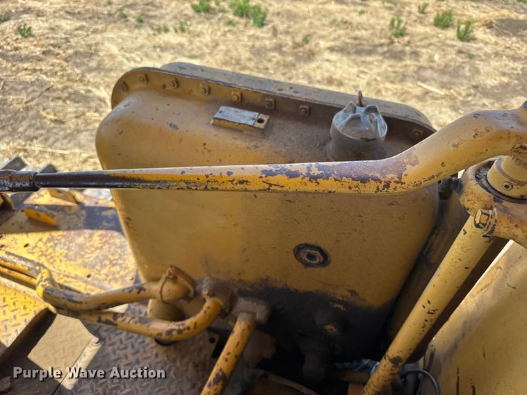 image for item FB7261 1965 Caterpillar D7E dozer