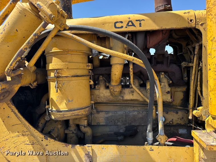image for item FB7261 1965 Caterpillar D7E dozer