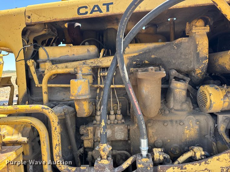 image for item FB7261 1965 Caterpillar D7E dozer