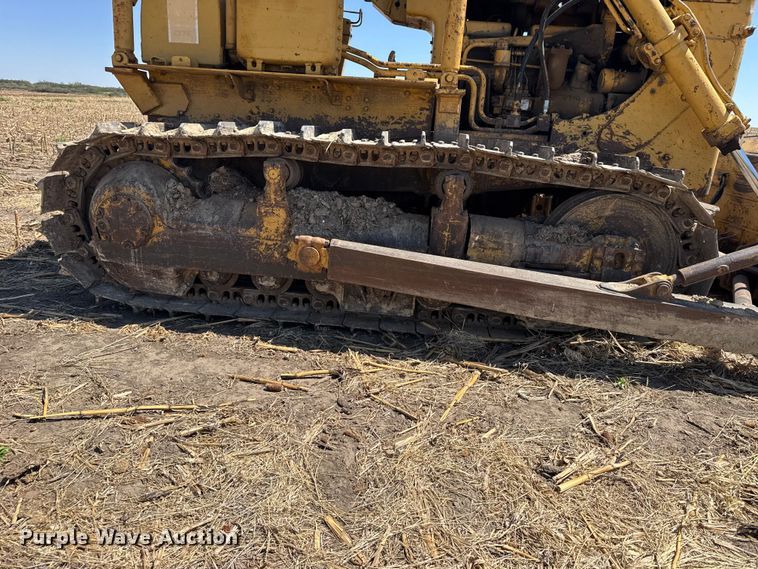 image for item FB7261 1965 Caterpillar D7E dozer