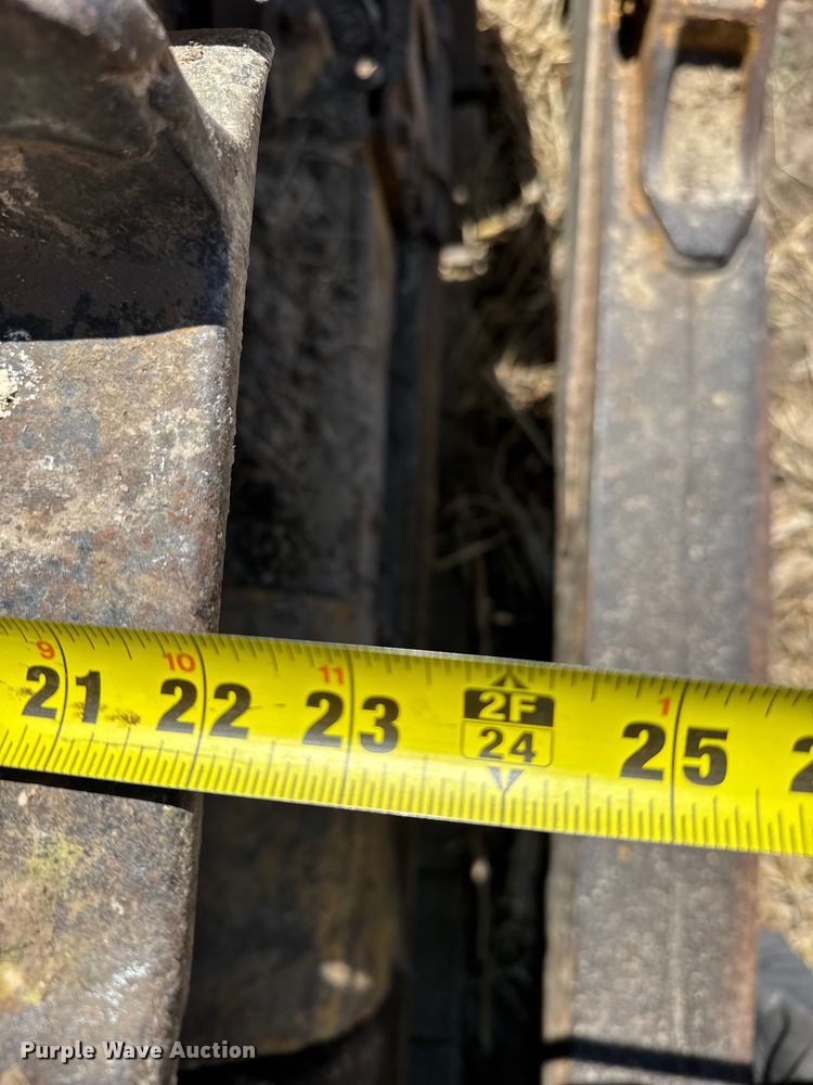 image for item FB7261 1965 Caterpillar D7E dozer