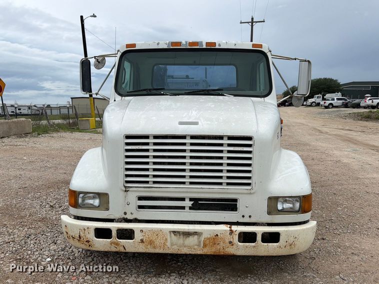 image for item FB8117 1999 International 4700 LPX utility / service truck