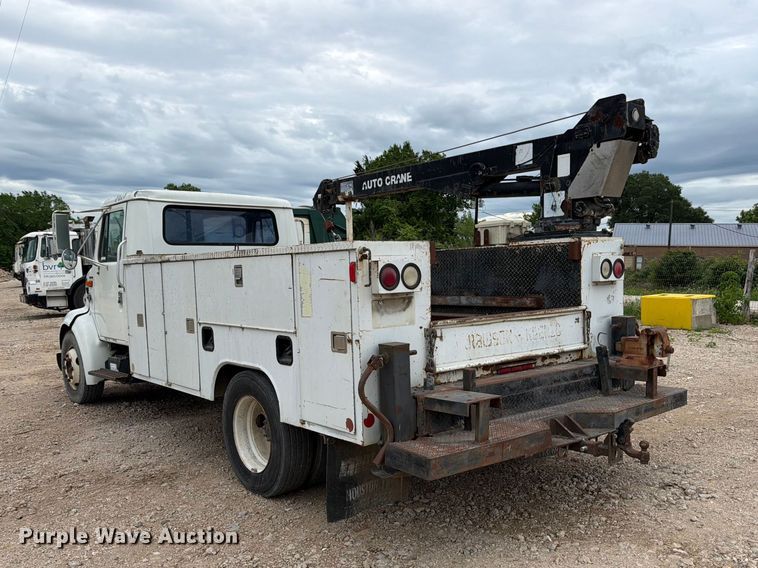 image for item FB8117 1999 International 4700 LPX utility / service truck