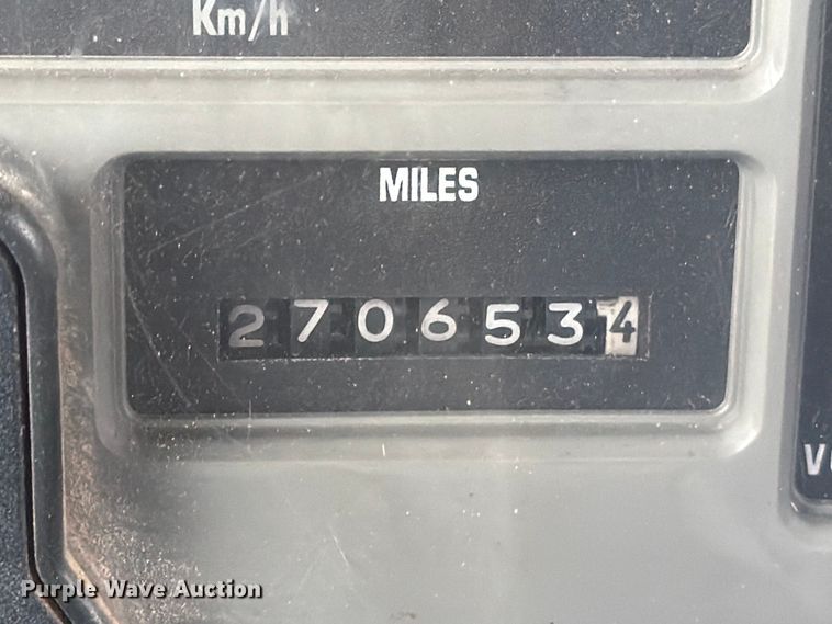 image for item FB8117 1999 International 4700 LPX utility / service truck