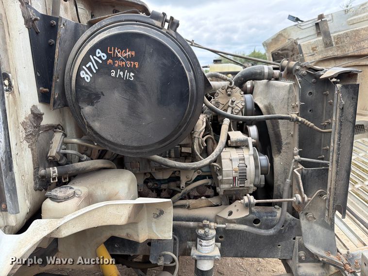 image for item FB8117 1999 International 4700 LPX utility / service truck