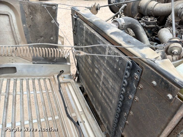 image for item FB8117 1999 International 4700 LPX utility / service truck