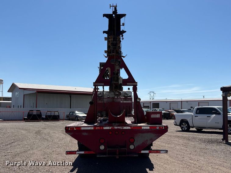 image for item FC2196 2014 Peterbilt 365 crane truck